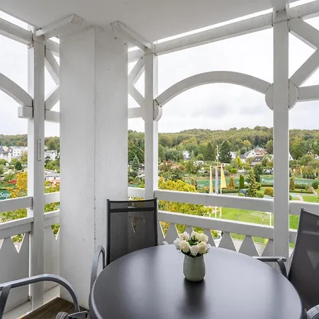 Apartment Ansprechende Mit Balkon Und Badewanne In *