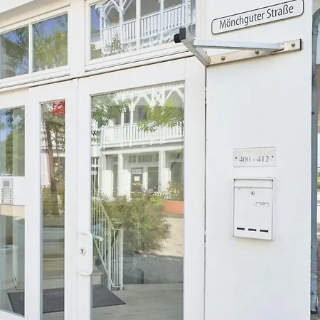 Apartment Ansprechende Mit Balkon Und Badewanne In *